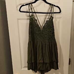 Zaful Olive Green Lace Tiered Top
